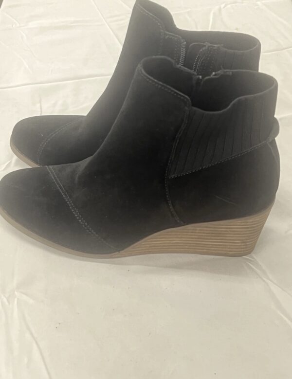 TOMS Women's, Sadie Boot Black, Size 9.5