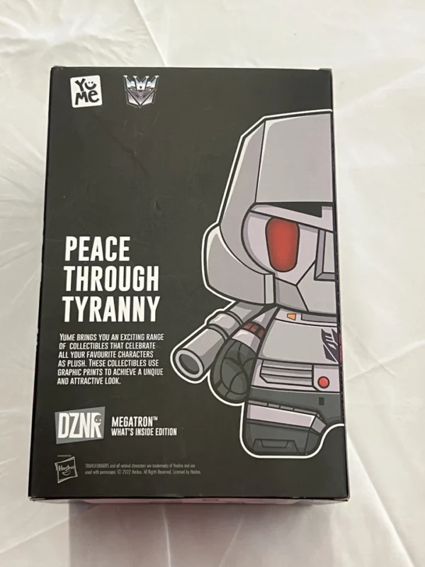 s-l960 (29) YuMe DZNR Collectible Plush Transformers -Megatron