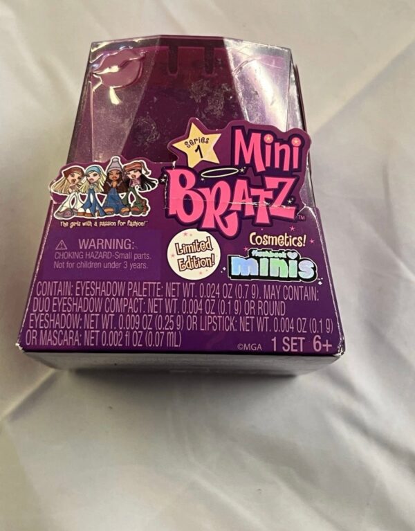 Flashback MInis-Bratz Cosmetics_1 Flashback MInis-Bratz Cosmetics