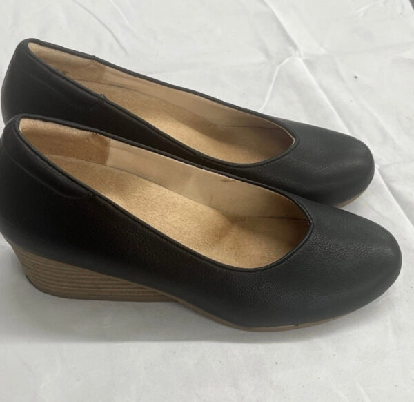 Women's Be Flex Wedge Pump Black, Size 6