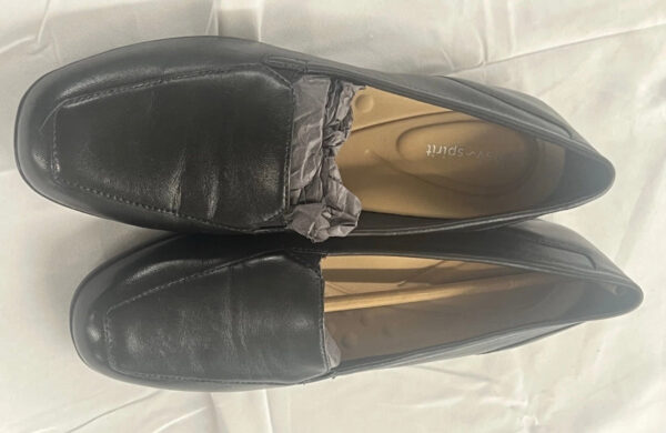 Devitt Casual Flats Women's Black Slip On Shoes Size 8_1 Devitt Casual Flats Women's Black Slip On Shoes Size 8